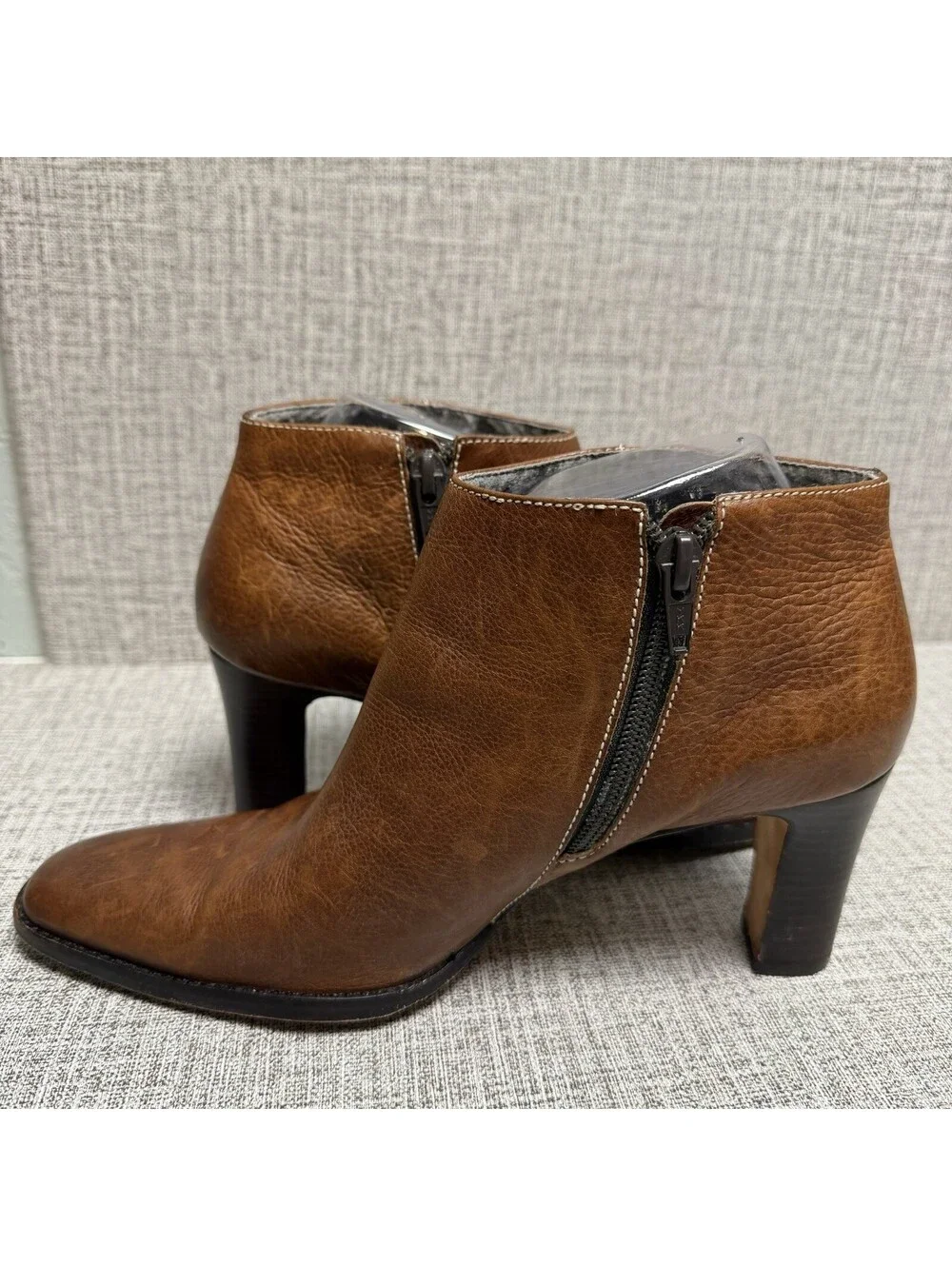 RALPH LAUREN Boots Womens Sz 7.5 Brown Leather Lenora Zip Ankle Heels BRAZIL
